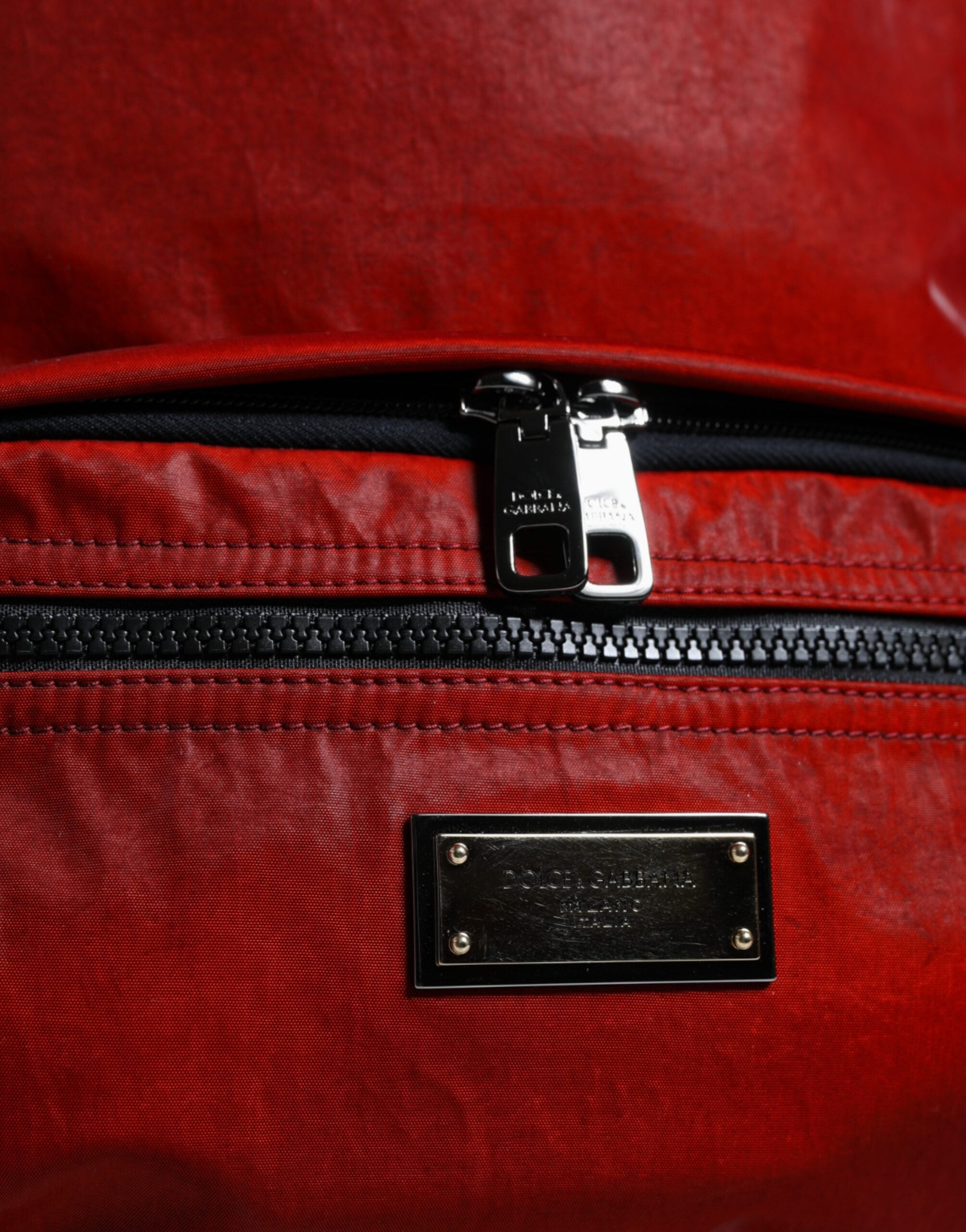 Dolce & Gabbana – Red Patent Leather Logo Plaque Backpack