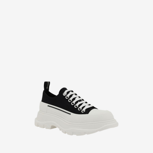 Alexander McQueen – Tread Slick Sneakers