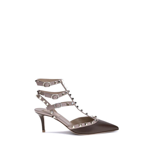 Valentino Garavani – Rockstud Leather Pumps