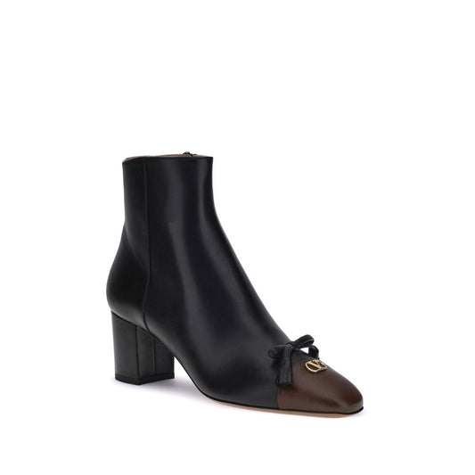 Valentino Garavani – Valet Du Roi Leather Booties