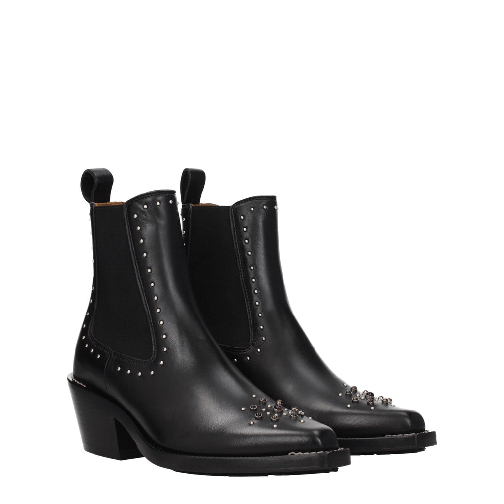 Chloé – Black Leather Ankle Boots with Studded Detailing