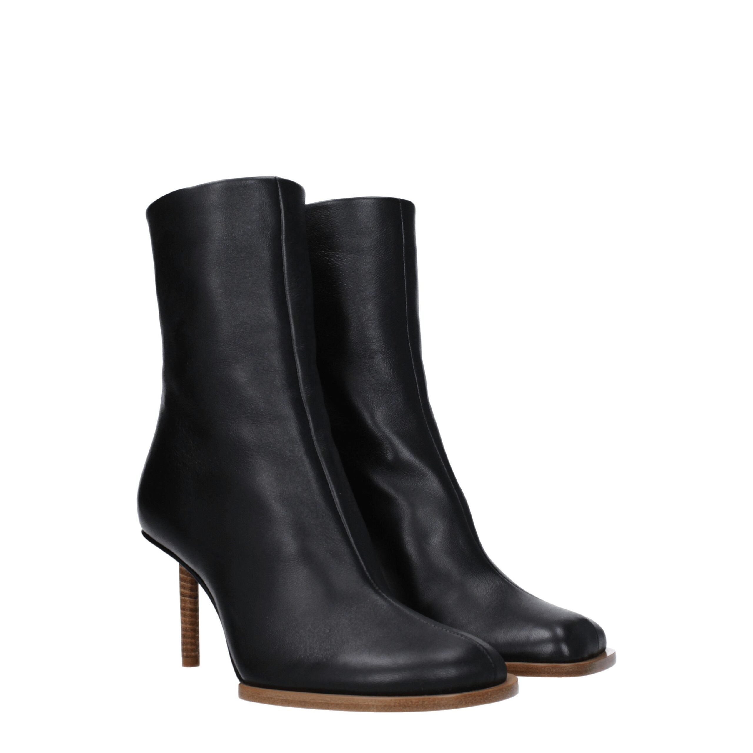 Jacquemus – Black Leather Ankle Boots