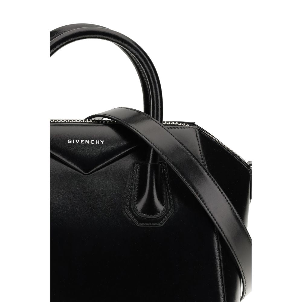 Givenchy - The Antigona small leather Box Handbag