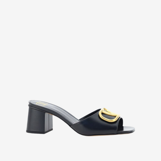Valentino Garavani – VLogo Leather Sandals